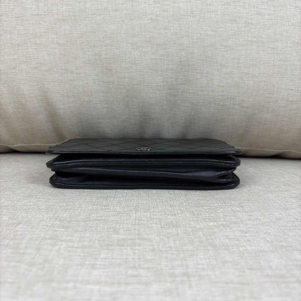 SOLD - CHANEL Wallet on Chain – Black Calfskin, Series 21 (Color Changed) - Picture 8 of 16